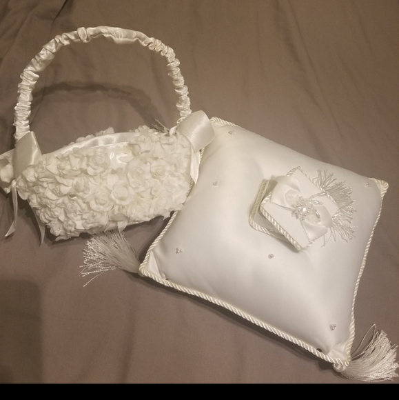 Wedding dress, used for a wedding - Picture 6 of 7